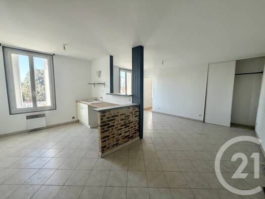 Appartement à vendre 183 000 € 2 pièces 1 chambre 44 m² 1er étage Le Raincy 93340