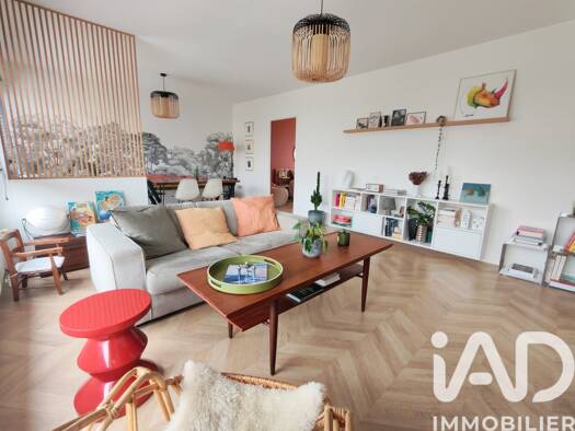 Appartement à vendre 499 000 € 4 pièces 2 chambres 76 m² Étage 4/4 Chemins des Vignes Issy-les-Moulineaux 92130