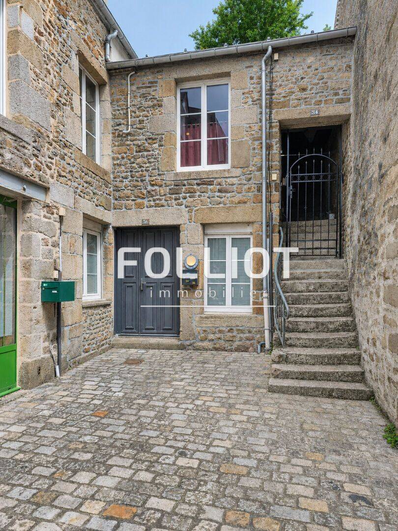 Maison 8 pièces 140 m² · à Villedieu-les-Poêles-Rouffigny · 140 m² · 169 000 €