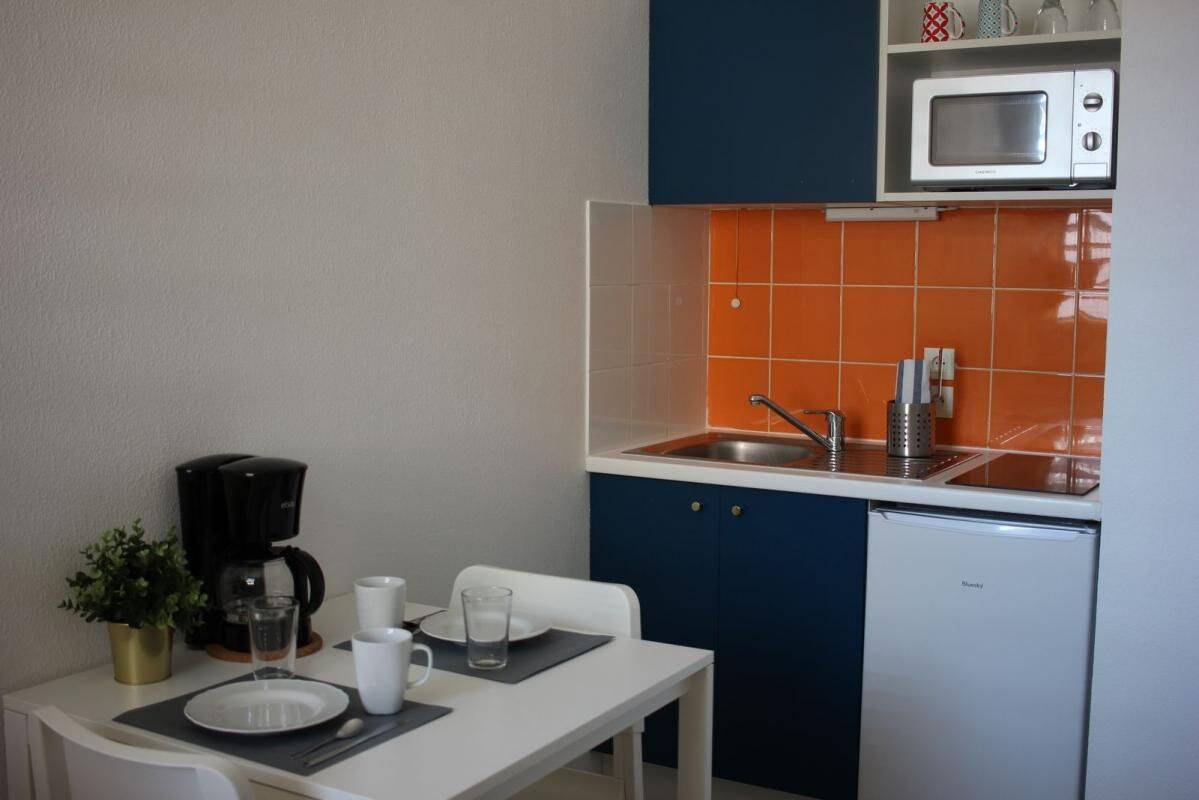 Appartement 1 pièce 19 m² · à Nîmes · 18,6 m² · 395 €/mois