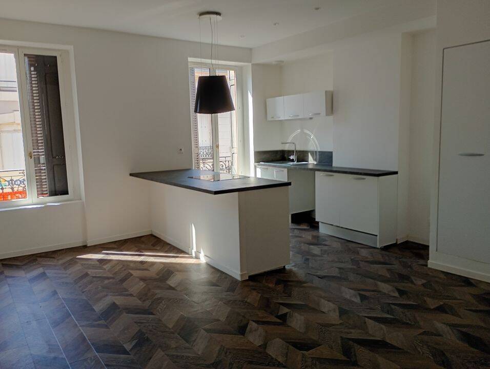 Appartement 3 pièces 56 m² · à Saint-Étienne · 56 m² · 610 €
