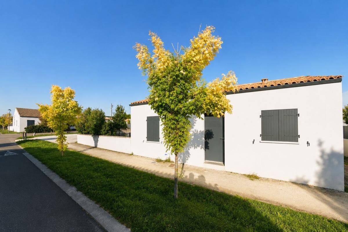 Maison 4 pièces 99 m² · à Dompierre-sur-Mer · 98,6 m² · 1 057 €