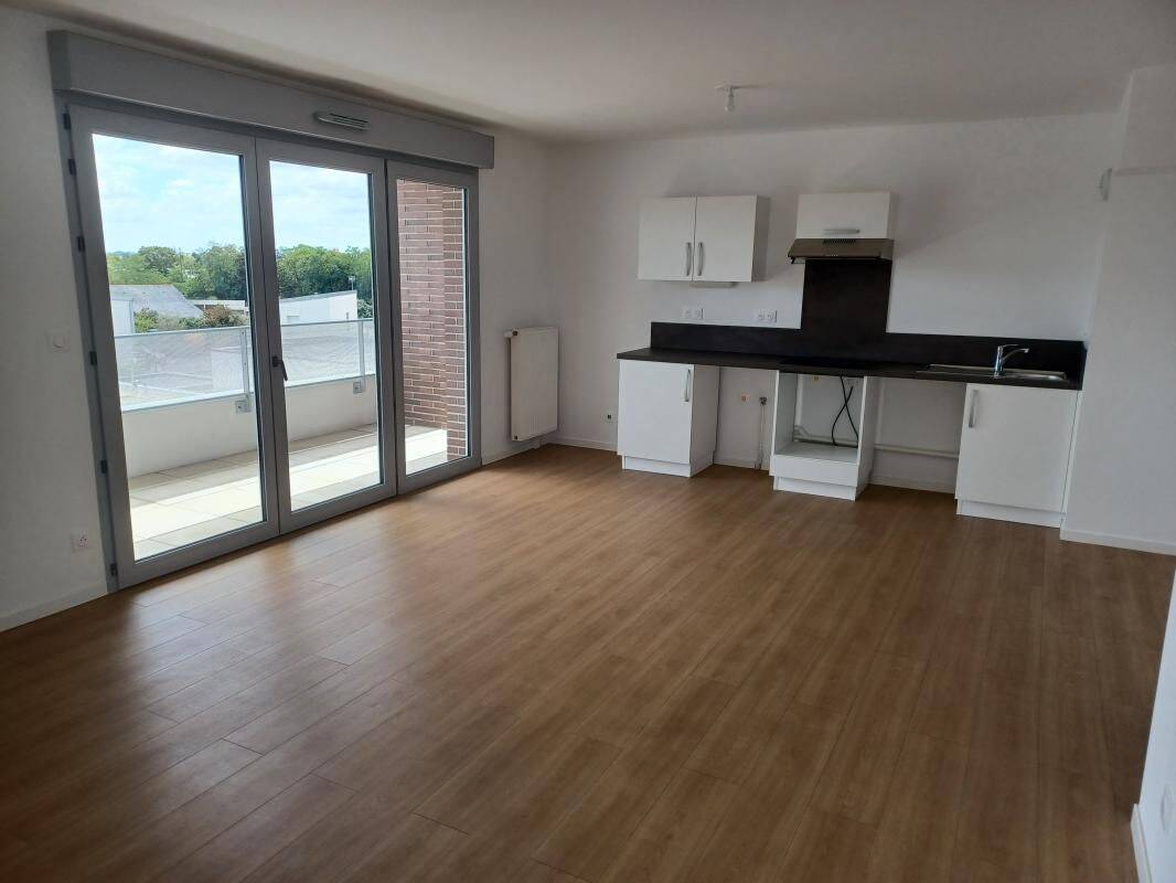 Appartement 4 pièces 81 m² · à Les Ponts-de-Cé · 81 m² · 902 €