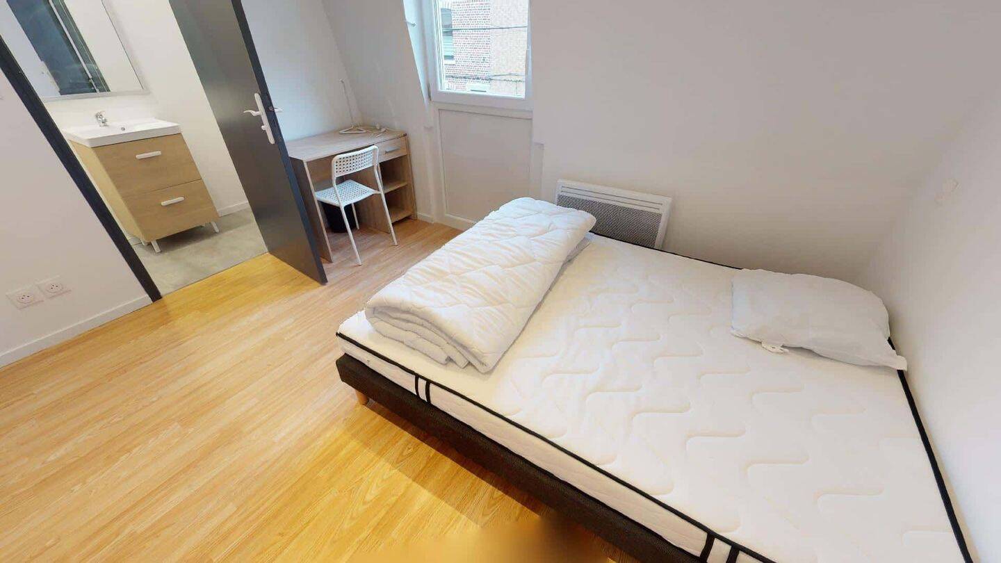 Appartement 1 pièce 15 m² · à Lille · 15 m² · 533 €