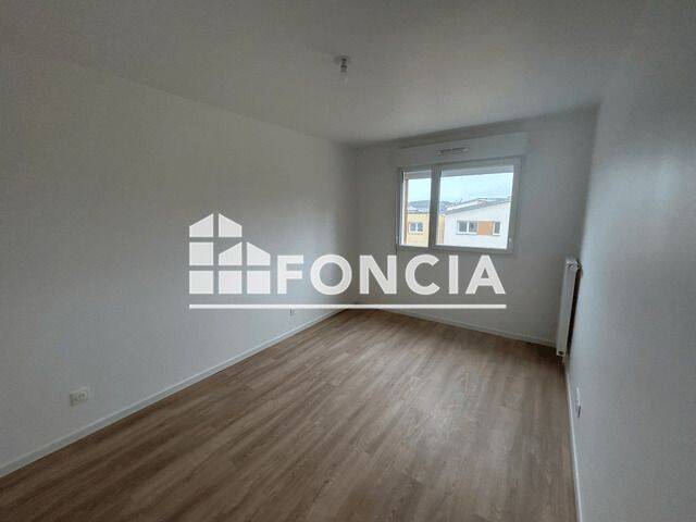 Appartement 3 pièces 68 m² · à Louviers · 68 m² · 792 €