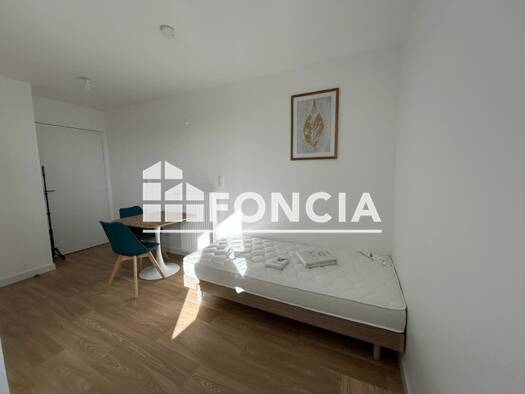 Appartement à louer 530 € 1 pièce 19,1 m² Étage 7/8 Fiacre-Chenault Orléans 45100