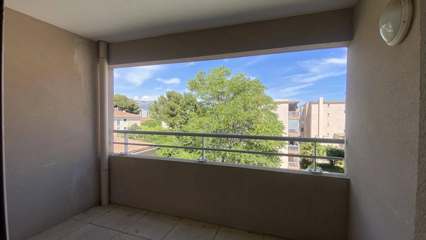Appartement 3 pièces 53 m² · à La Seyne-sur-Mer · 52,6 m² · 960 €
