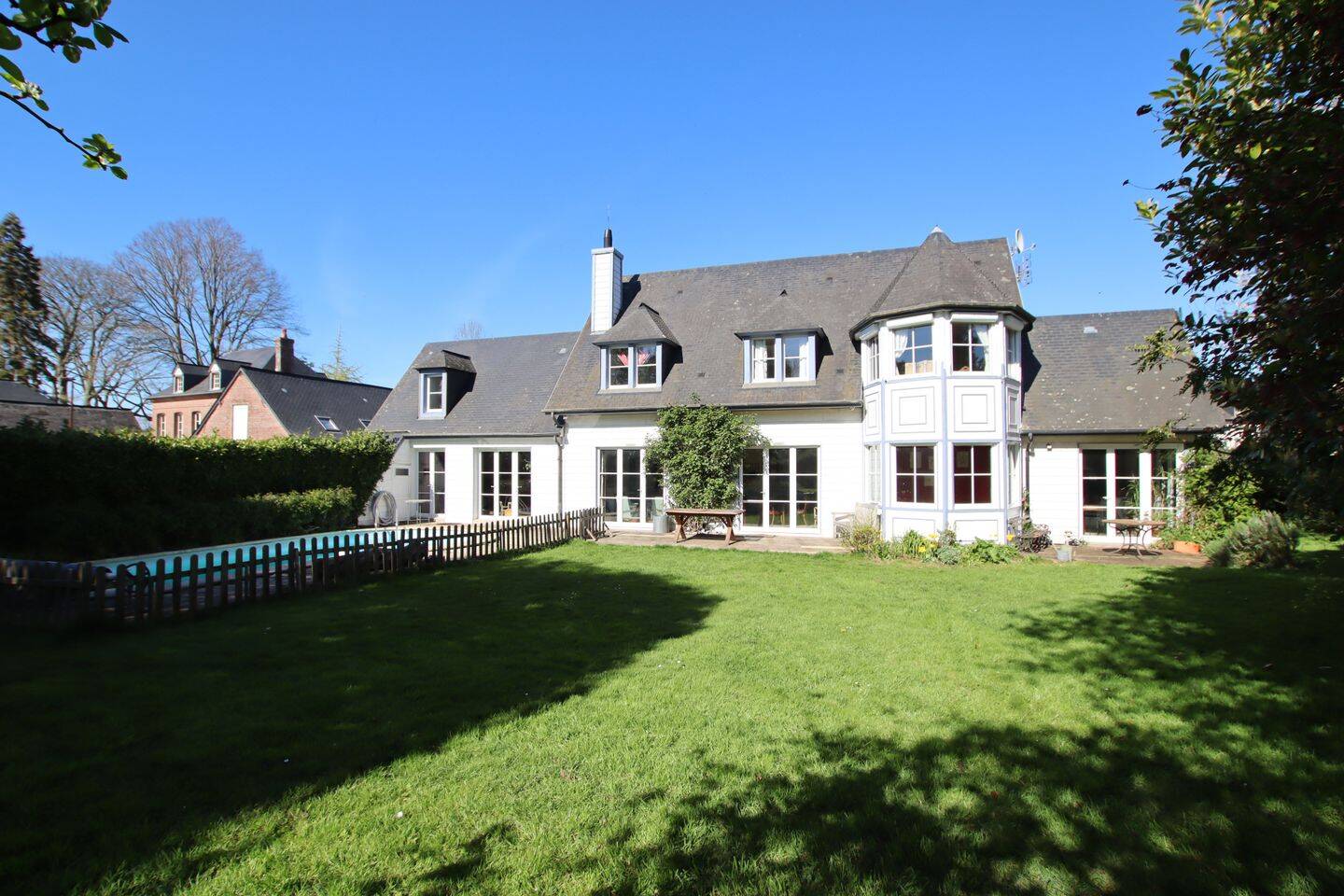 Maison 11 pièces 219 m² · à Luneray · 219 m² · 495 000 €