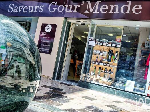 Boutique à vendre 25 500 € 45 m² de surface de vente Centre Ville Mende 48000