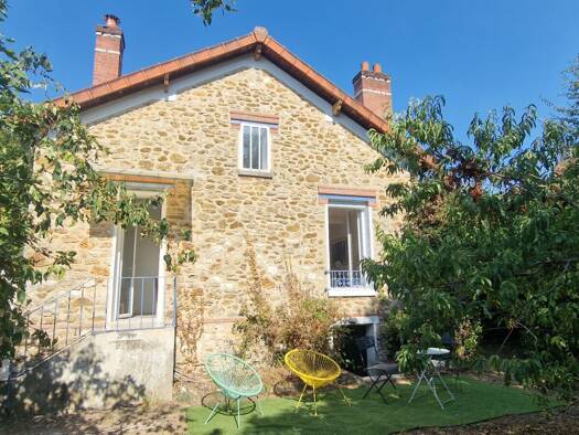 Maison à vendre 326 000 € 4 pièces 2 chambres 75 m² 517 m² de terrain Gare-Parc du Chateau-Le Gros Buisson Vigneux-sur-Seine 91270