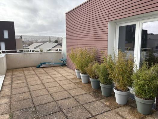 Appartement à louer 795 € 2 pièces 1 chambre 46 m² Étage 4/4 Saint Lazare Vernon 27200