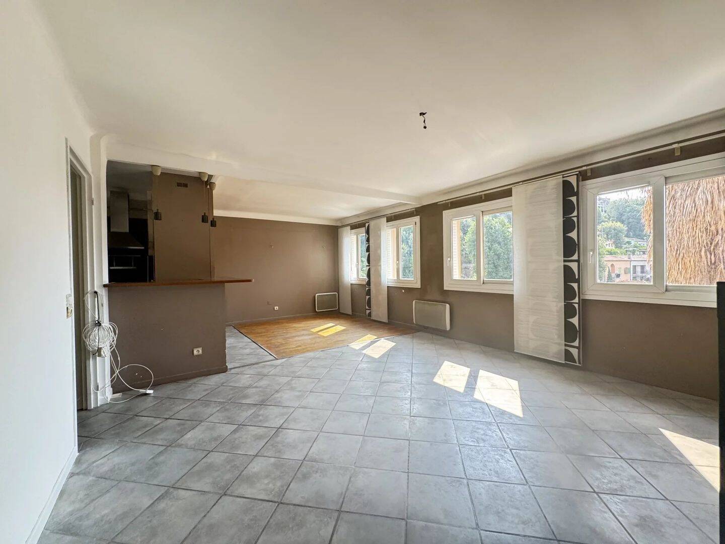 Appartement 3 pièces 68 m² · à Cagnes-sur-Mer · 67,9 m² · 250 000 €