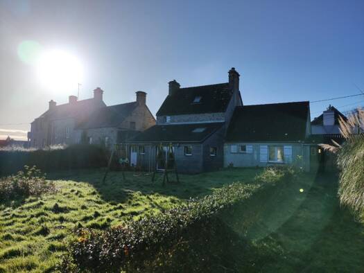 Pavillon à vendre 318 500 € 5 pièces 4 chambres 161 m² 833 m² de terrain Fierville-les-Mines 50580