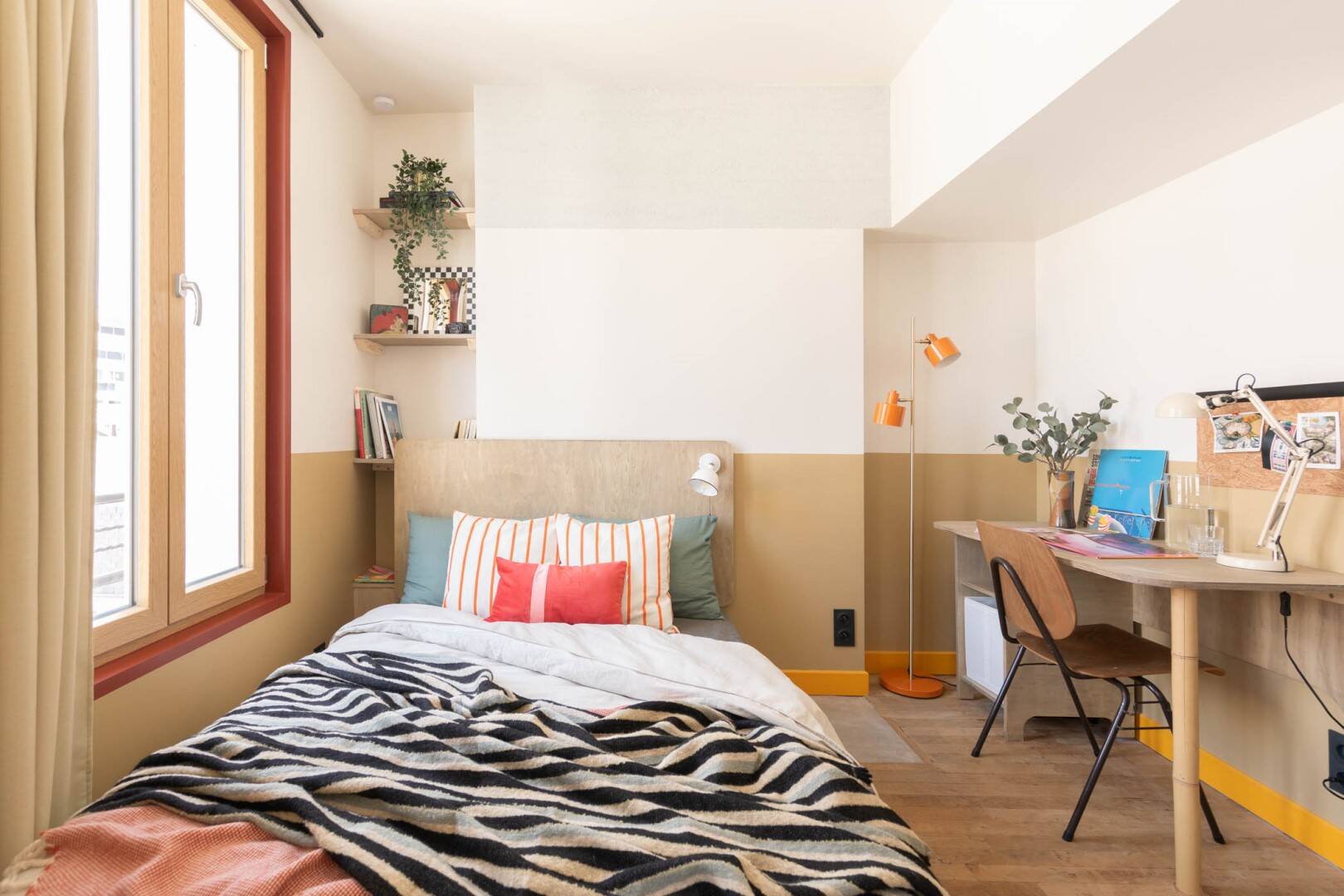 9 pièces 216 m² · à Paris 13ème Arrondissement · 216 m² · 1 297 €/mois