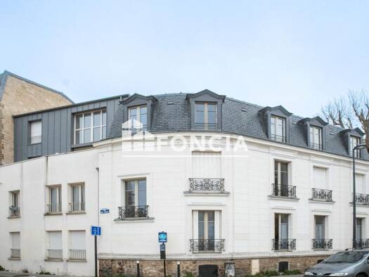 Immeuble à vendre 650 000 € République-Gare-Porte de Paris Saint-Denis 93200