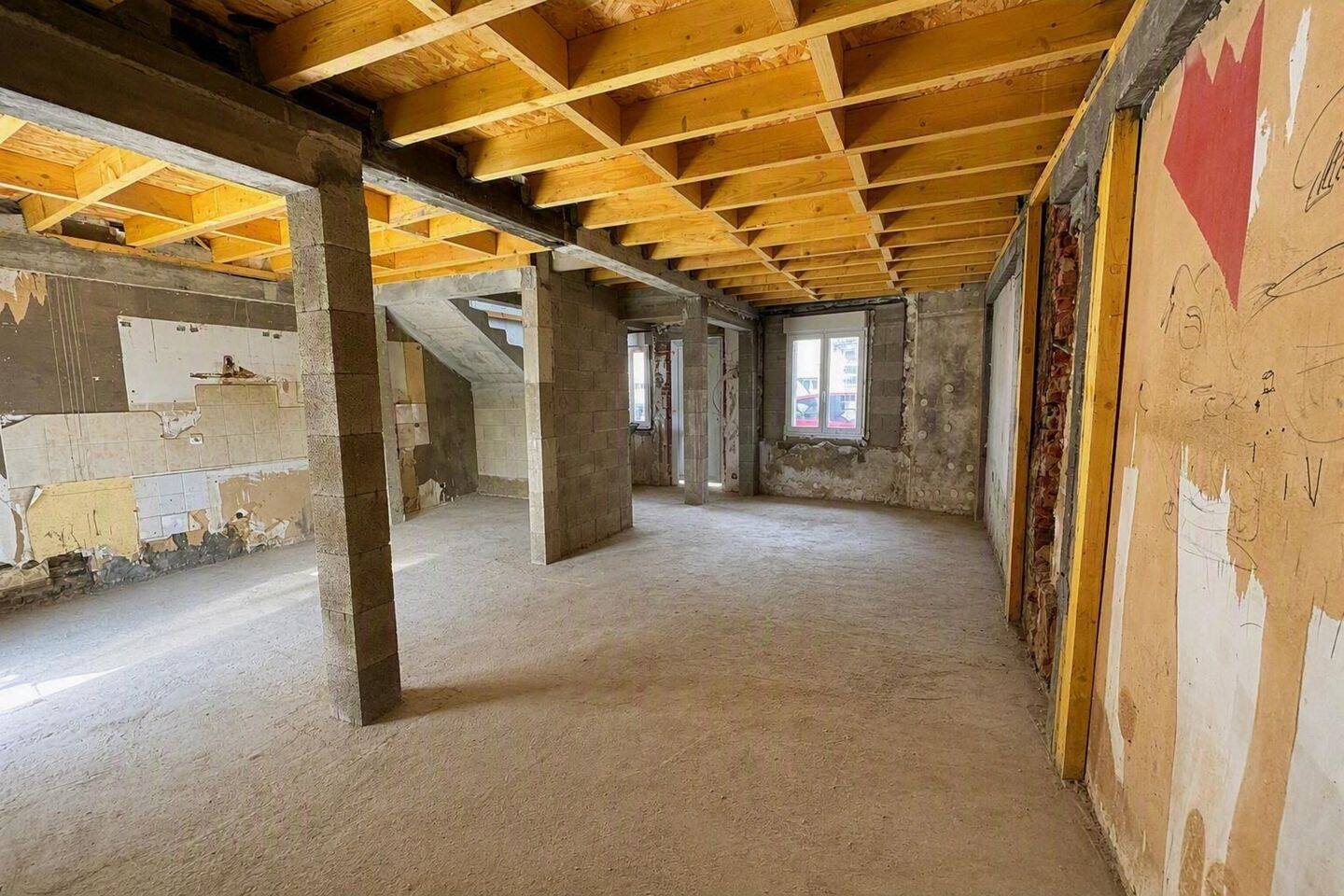 Maison 4 pièces 130 m² · à Breteuil · 130 m² · 160 000 €