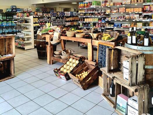 Boutique à vendre 24 500 € 120 m² de surface de vente Centre-Marcadieu-Marne Tarbes 65000