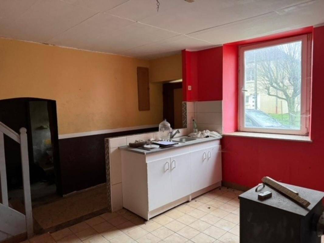 Maison 2 pièces 67 m² · à La Ferté-sur-Chiers · 67 m² · 29 000 €