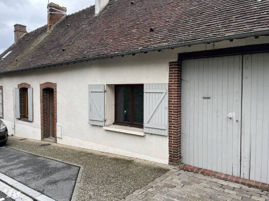 Maison de plain-pied à vendre 125 500 € 3 pièces 2 chambres 60 m² 250 m² de terrain La Madeleine-de-Nonancourt 27320