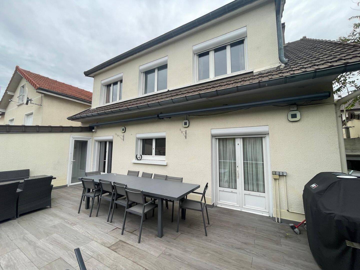Maison 6 pièces 160 m² · à Livry-Gargan · 160 m² · 449 000 €