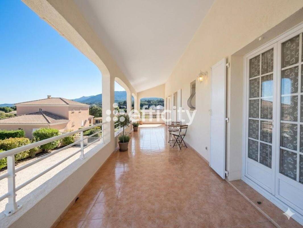 Maison 7 pièces 180 m² · à Furiani · 180 m² · 440 000 €