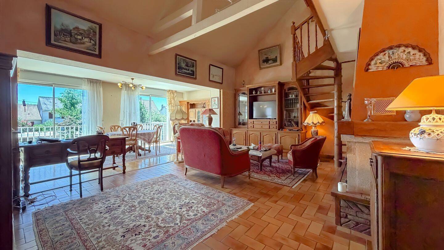 Maison 6 pièces 175 m² · à Le Mans · 174,8 m² · 343 200 €