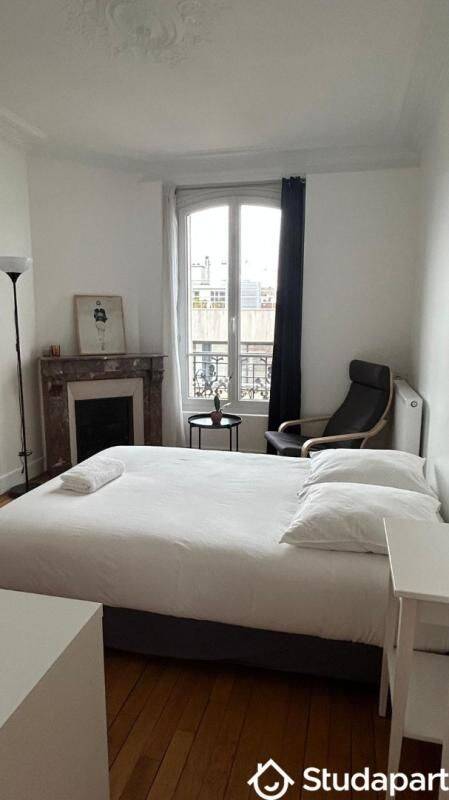 1 pièce 14 m² · à Asnières-sur-Seine · 14 m² · 830 €