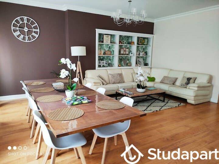 Appartement 5 pièces 157 m² · à Valence · 157 m² · 1 395 €/mois