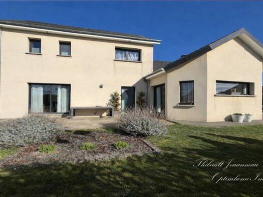 Maison à vendre 335 000 € 5 pièces 3 chambres 143 m² 700 m² de terrain Guichainville 27930