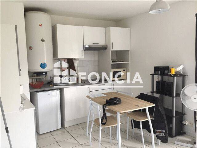 Appartement 1 pièce 25 m² · à La Roche-sur-Foron · 25 m² · 530 €