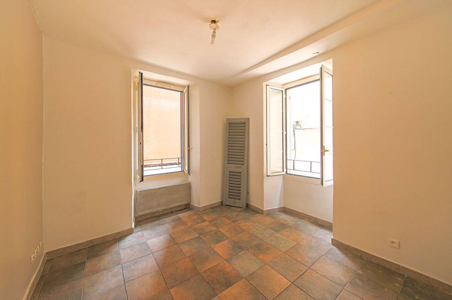Appartement 2 pièces 33 m² · à Bastia · 32,8 m² · 140 000 €