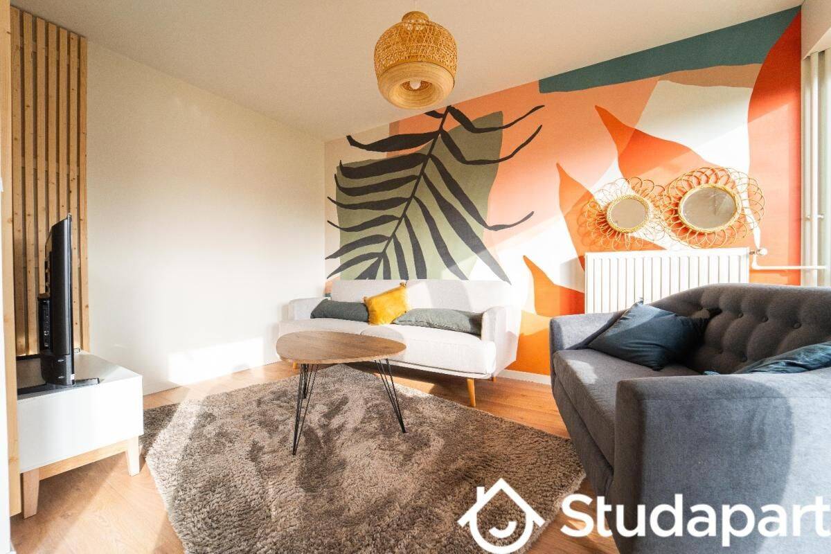 1 pièce 11 m² · à Lormont · 11 m² · 590 €