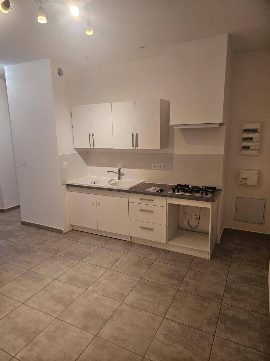 Appartement 3 pièces 50 m² · à Lodève · 49,6 m² · 600 €