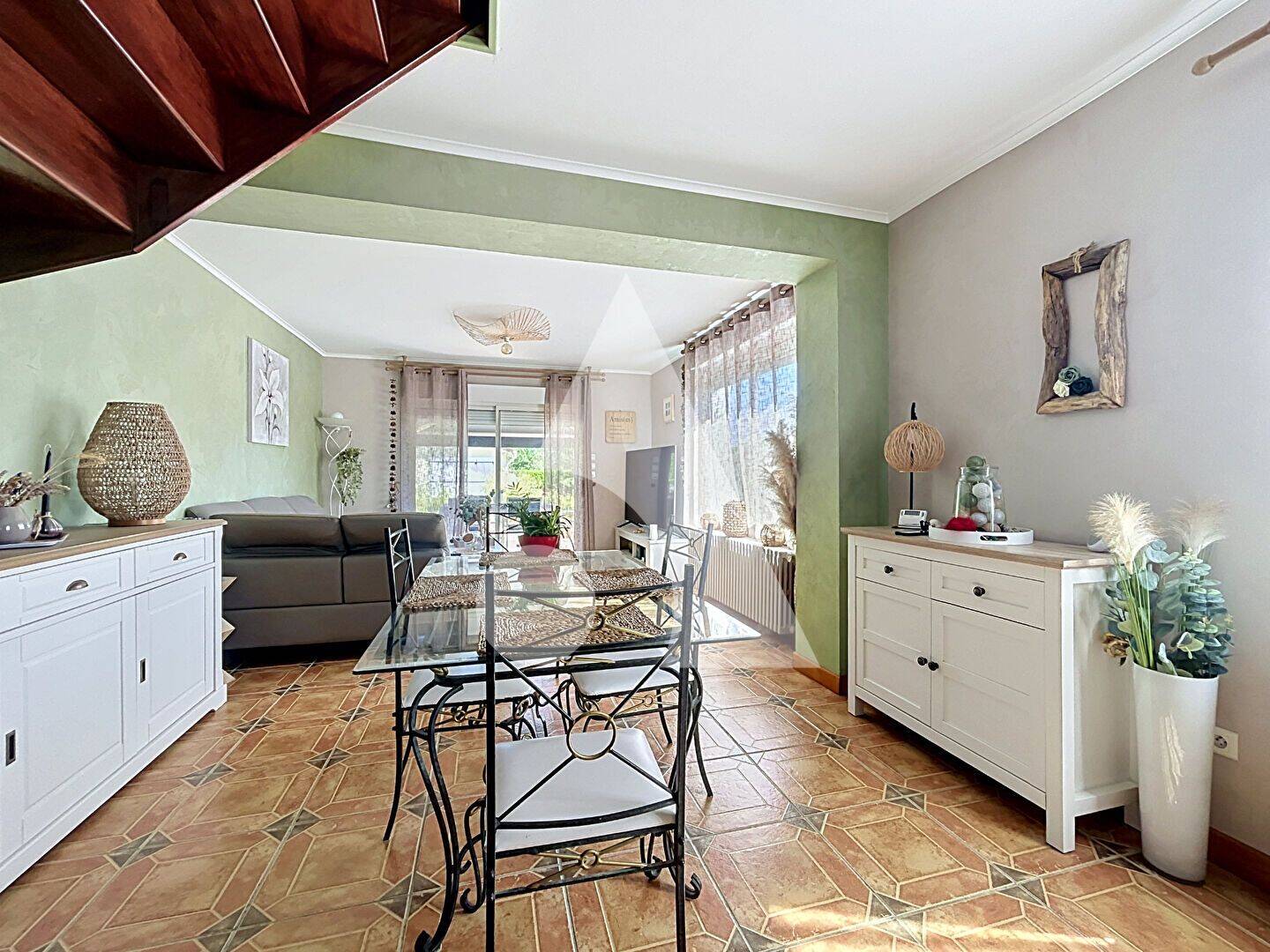Maison 5 pièces 109 m² · à Farges-lès-Chalon · 109 m² · 199 000 €