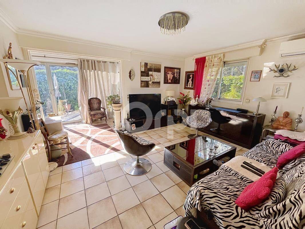Appartement 3 pièces 77 m² · à Antibes · 77,1 m² · 147 000 €