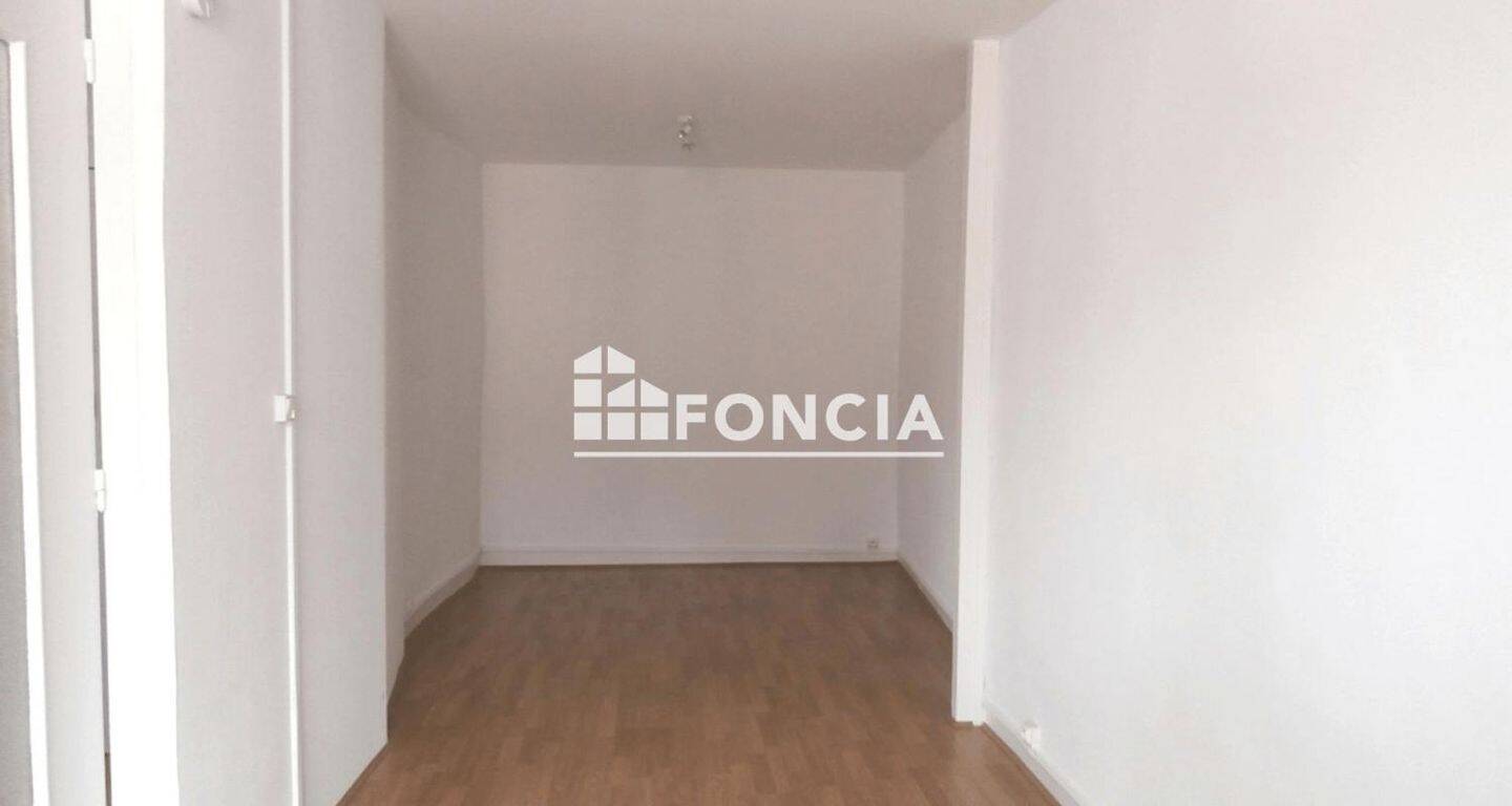 Appartement 1 pièce 28 m² · à Vienne · 27,6 m² · 500 €
