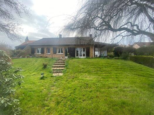 Maison de plain-pied à vendre 220 500 € 4 pièces 3 chambres 111 m² 3 765 m² de terrain Licques 62850