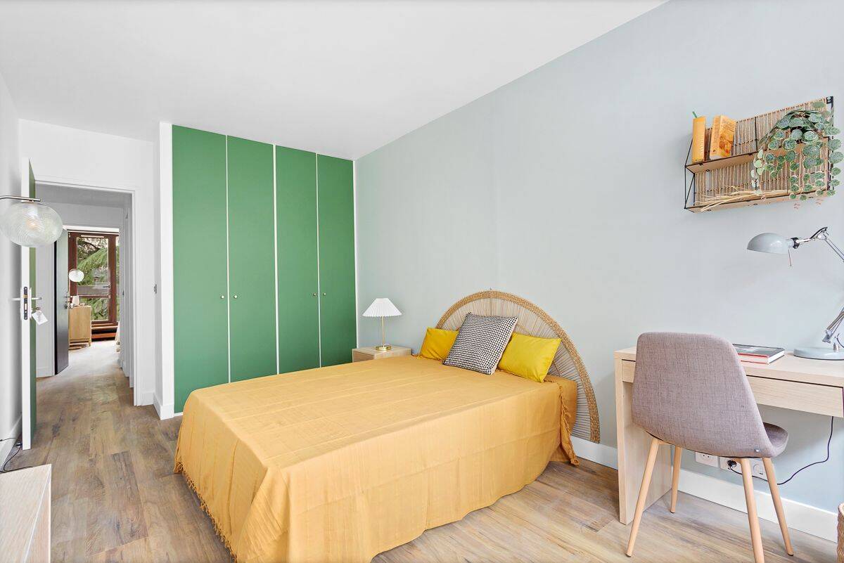 1 pièce 14 m² · à Paris 13ème Arrondissement · 13,8 m² · 1 300 €