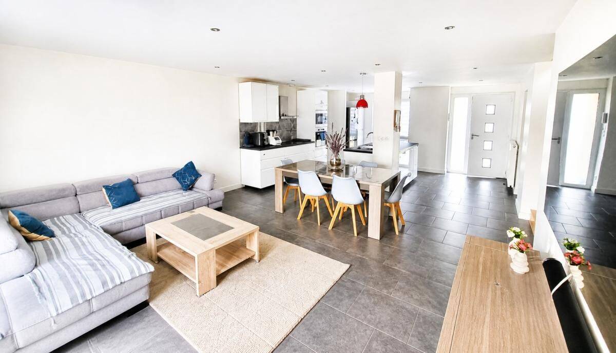 Maison 6 pièces 142 m² · à Trélazé · 142 m² · 345 000 €