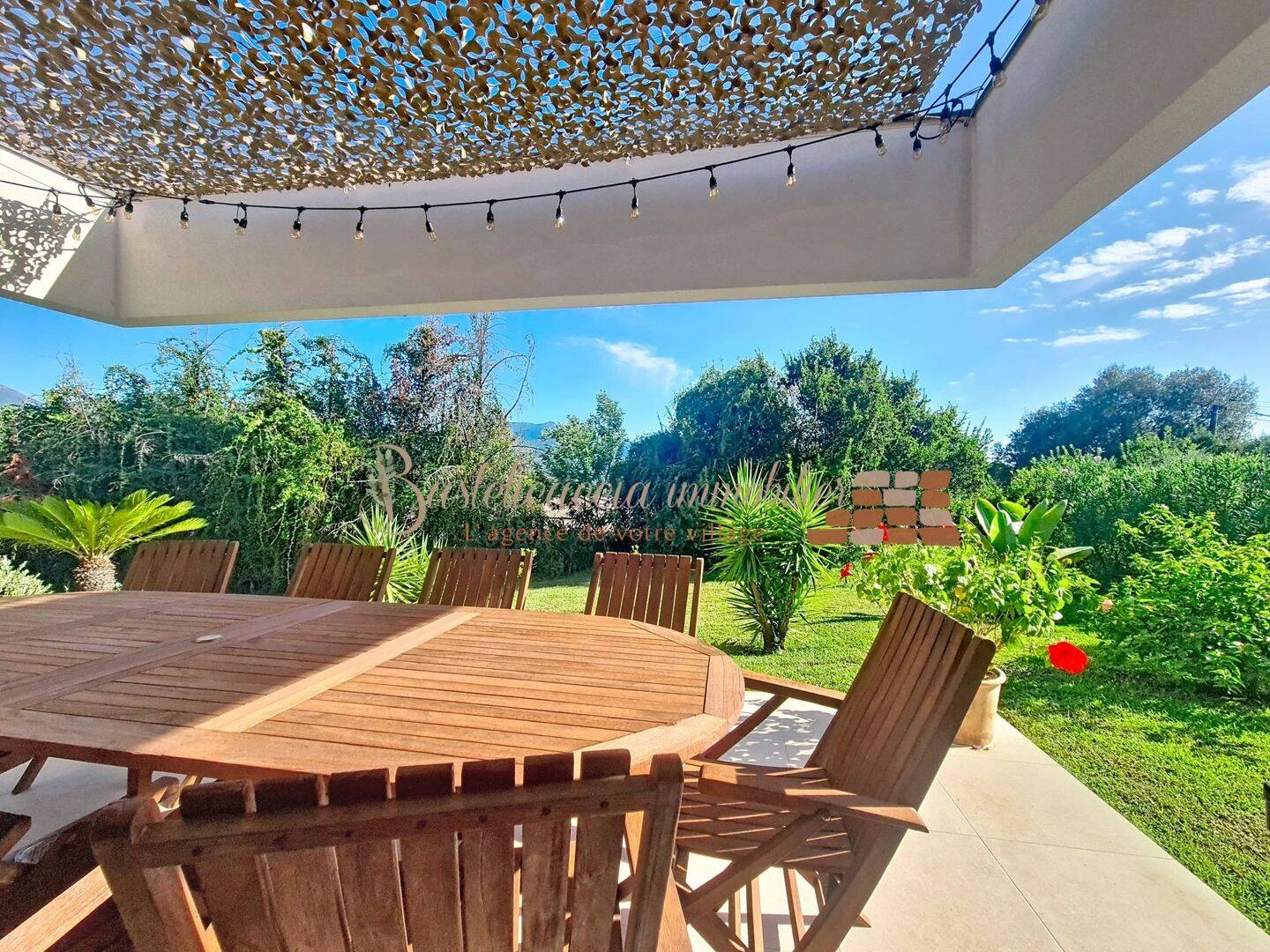 Maison 4 pièces 187 m² · à Bastelicaccia · 187 m² · 800 000 €