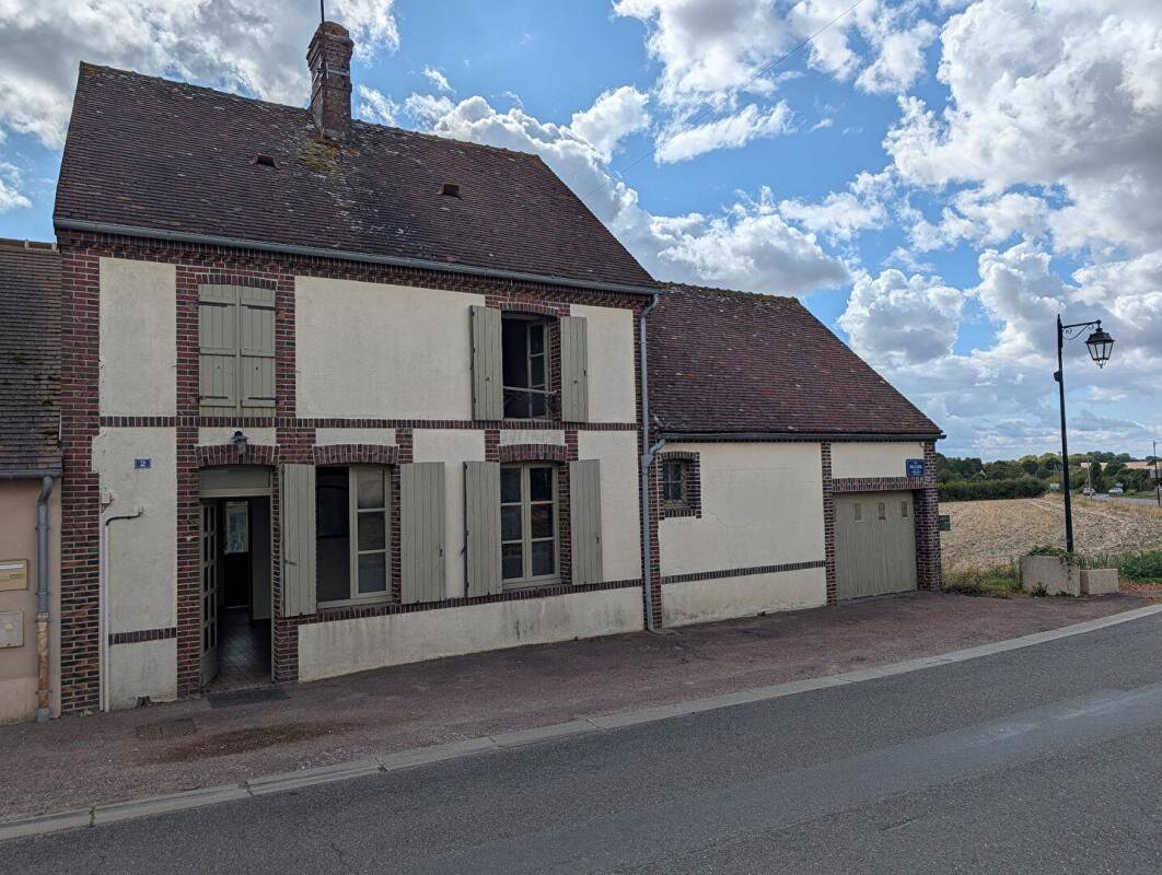 Maison 4 pièces 90 m² · à Saintigny · 90 m² · 102 000 €