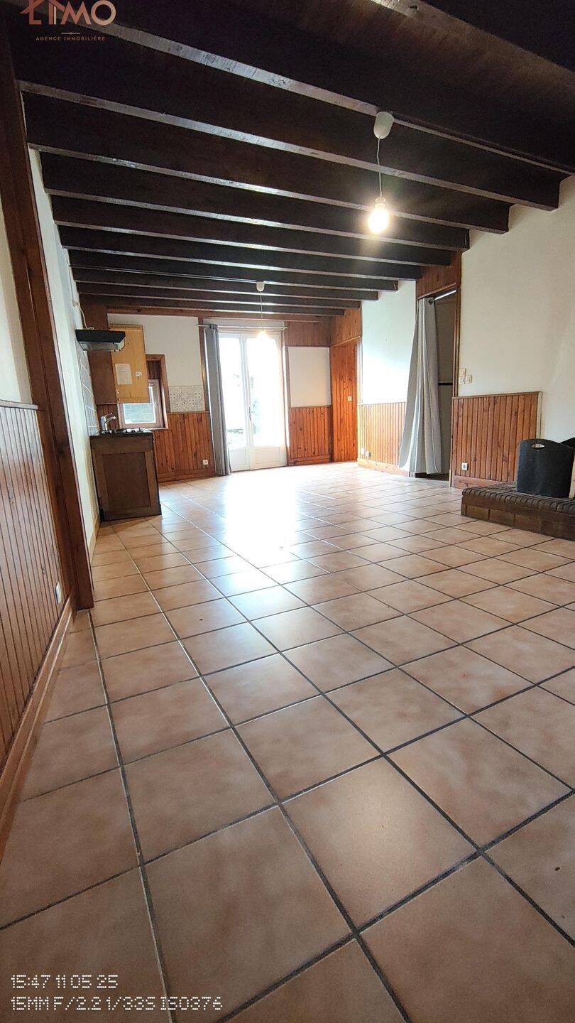 Maison 2 pièces 68 m² · à Peyrilhac · 68 m² · 66 000 €