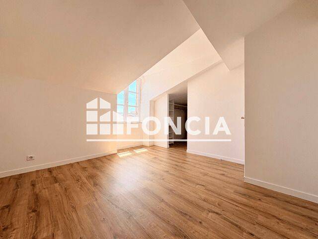 Appartement 2 pièces 47 m² · à La Rochelle · 47,4 m² · 874 €