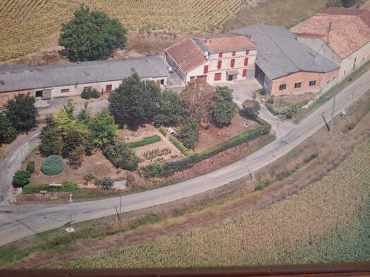 Ferme à vendre 273 000 € 4 pièces 3 chambres 120 m² 5 000 m² de terrain Valence 82400