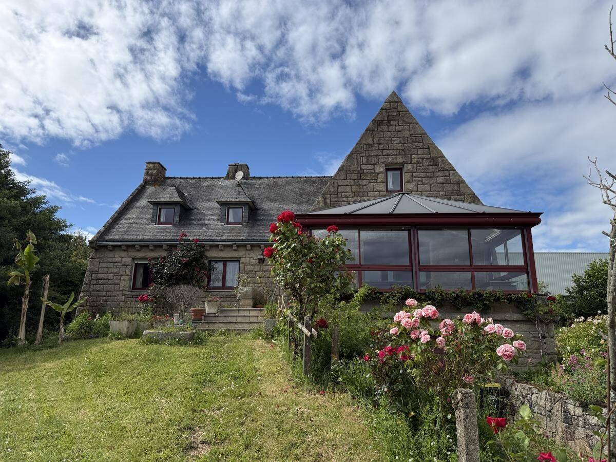 Maison 2 pièces 175 m² · à Plumieux · 174,8 m² · 260 050 €