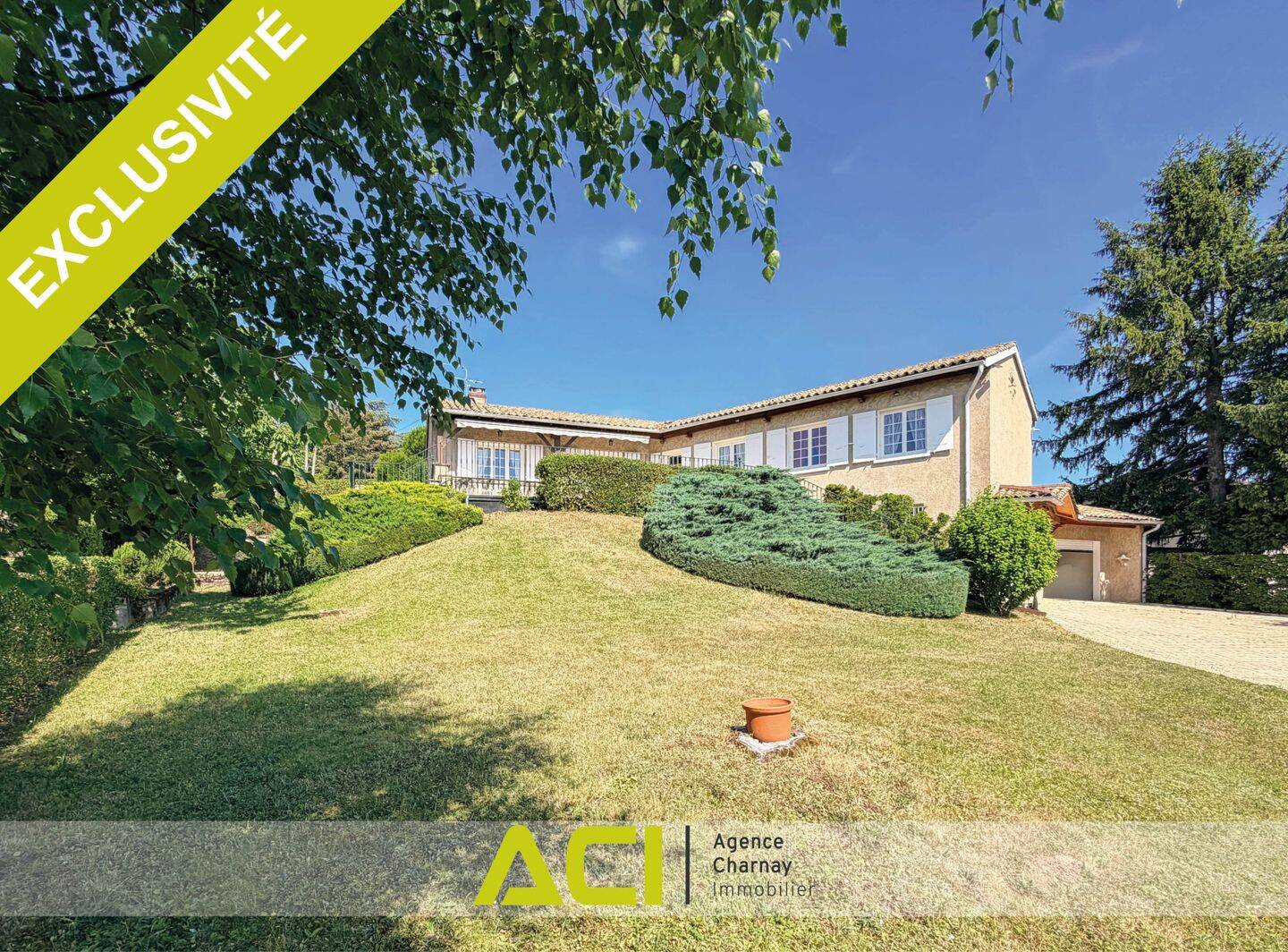 Maison 9 pièces 295 m² · à Hurigny · 295 m² · 550 000 €