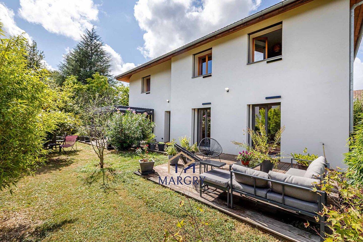 Maison 7 pièces 190 m² · à Prévessin-Moëns · 190 m² · 955 000 €
