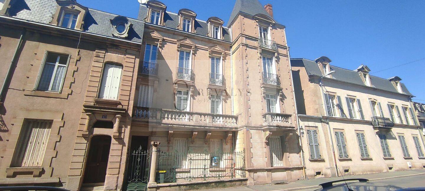 Appartement 5 pièces 130 m² · à Autun · 130 m² · 195 000 €