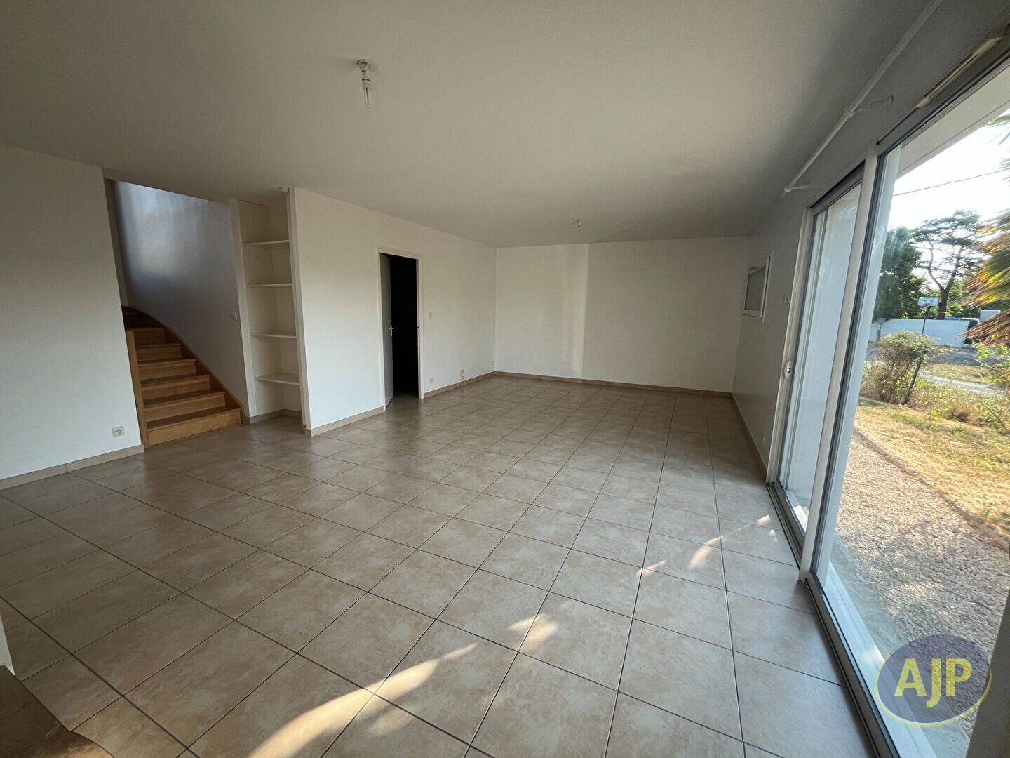 Maison 5 pièces 137 m² · à Vertou · 137,4 m² · 1 520 €