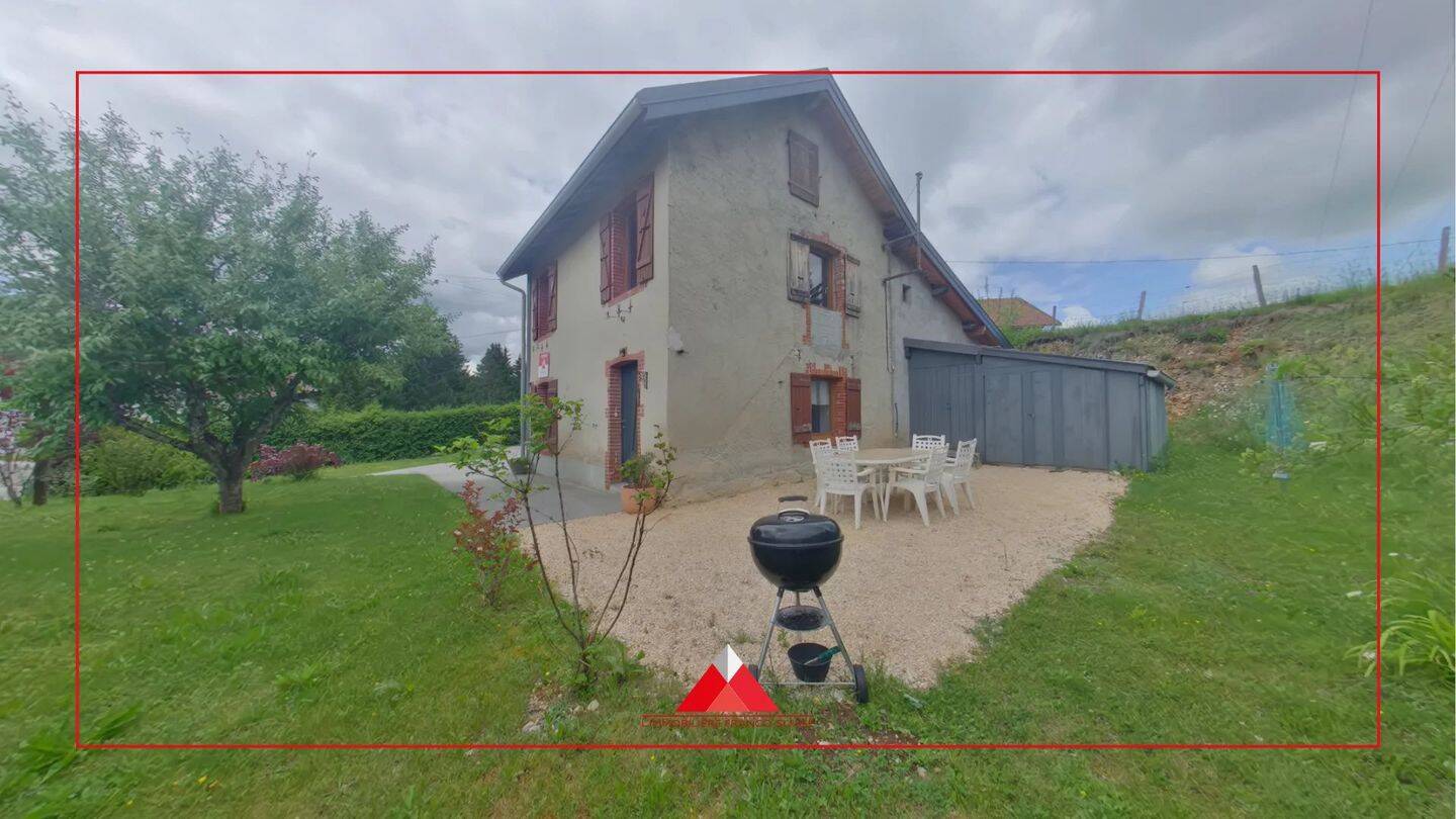 Maison 6 pièces 89 m² · à Saint-Laurent-en-Grandvaux · 89 m² · 270 000 €